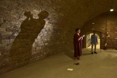 Visita guiada subterrânea a Perugia com curtas apresentações artísticas